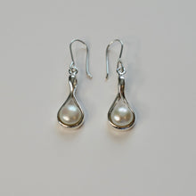 Load image into Gallery viewer, Dangling Pearls - Krystyna&#39;s Silver
